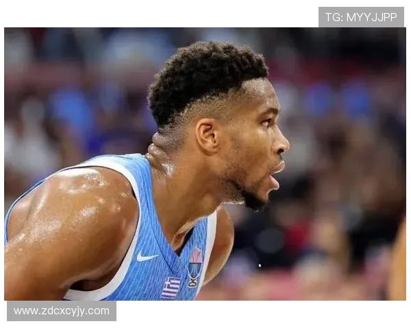 字母哥疯狂表现半场高效得分18分助球队领先正负值达15